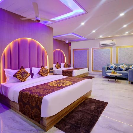 Hotel Armani Suites By Smart Group Neu-Delhi Exterior foto